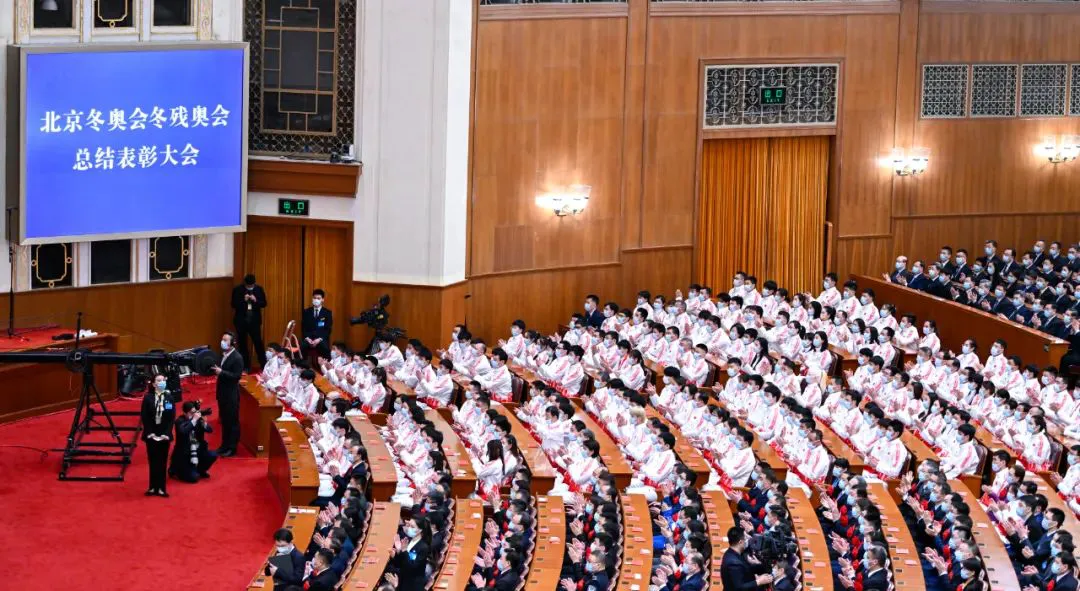 篮球防守训练中如何提高体能和耐力_2
